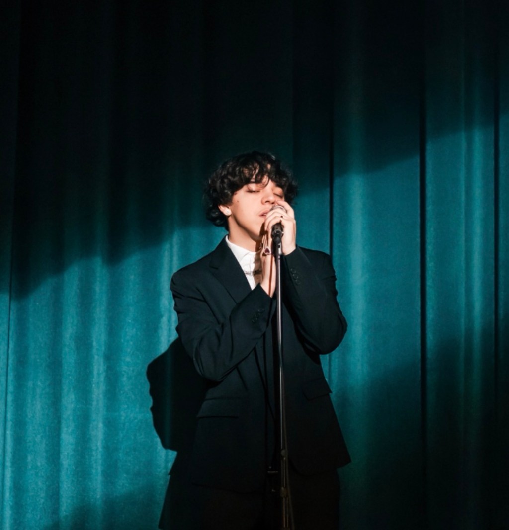 Xavi Releases First-Ever English Song “Find Us&nbsp;Again”